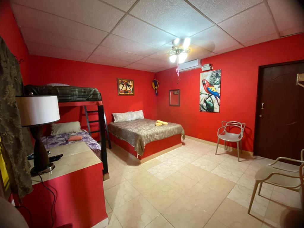 Voodi või voodid majutusasutuse Windmill Hostal toas