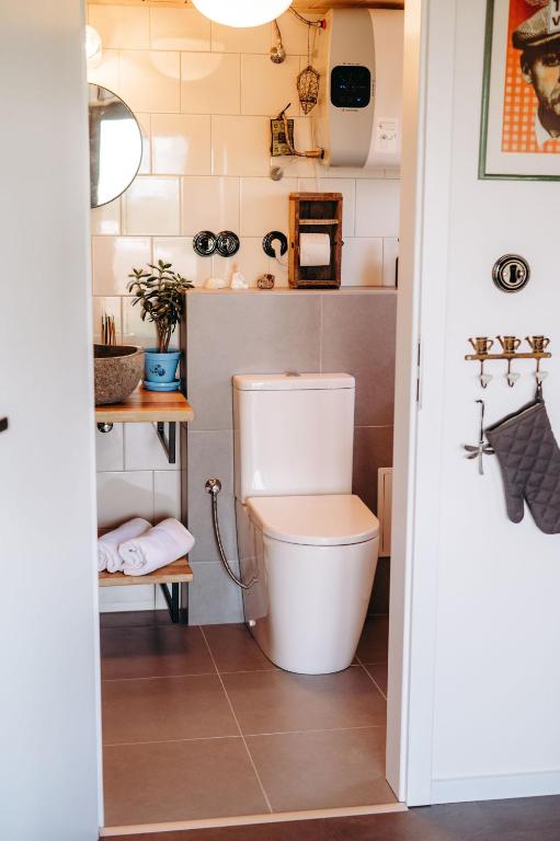 Koupelna v ubytování nádech - glamping ubytování na statku