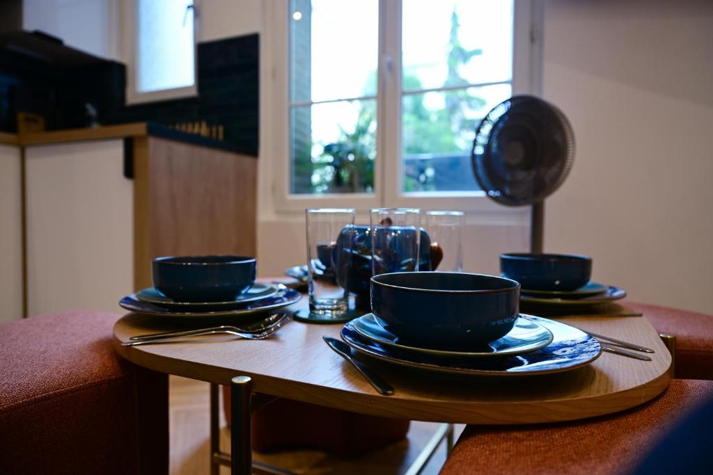 Μια τηλεόραση ή/και κέντρο ψυχαγωγίας στο Studio paris Rolland garros parc des princes TM