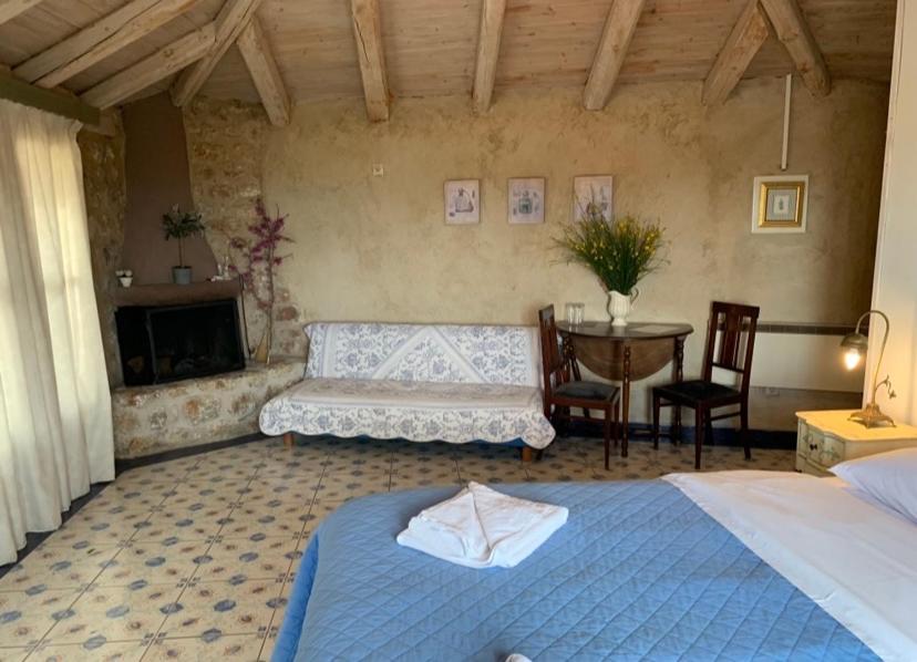 Postel nebo postele na pokoji v ubytování Elaion Guesthouse
