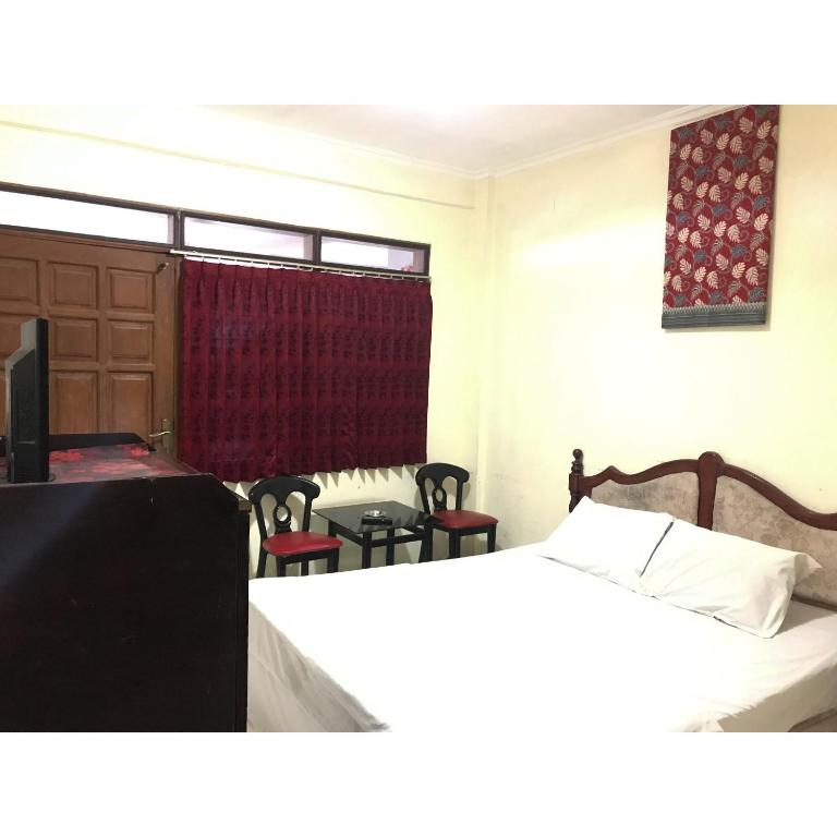 Hotel Lie Mas Prigen Pasuruan Mitra RedDoorz - Standard Double Room