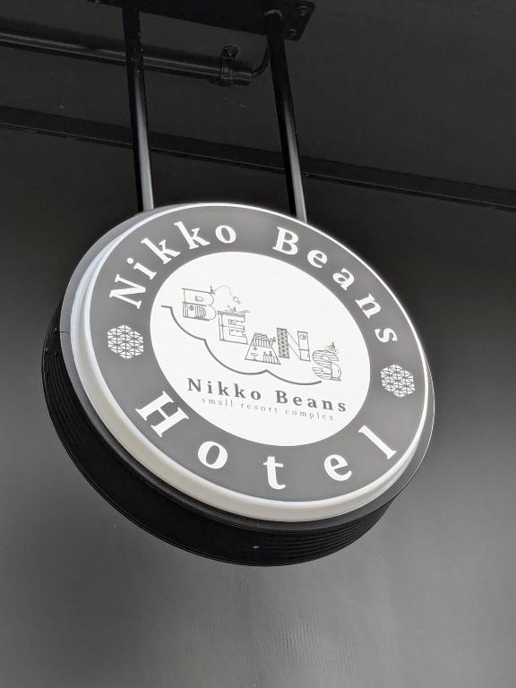 Certifikát, hodnocení, plakát nebo jiný dokument vystavený v ubytování Nikko Beans Hotel