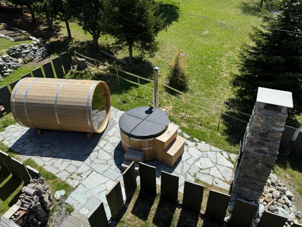 Fotografie z fotogalerie ubytování appartement avec jardin dans luxueux chalet v destinaci Zinal