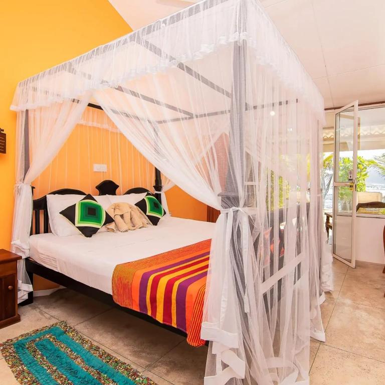 Happy Beach Resort - 2