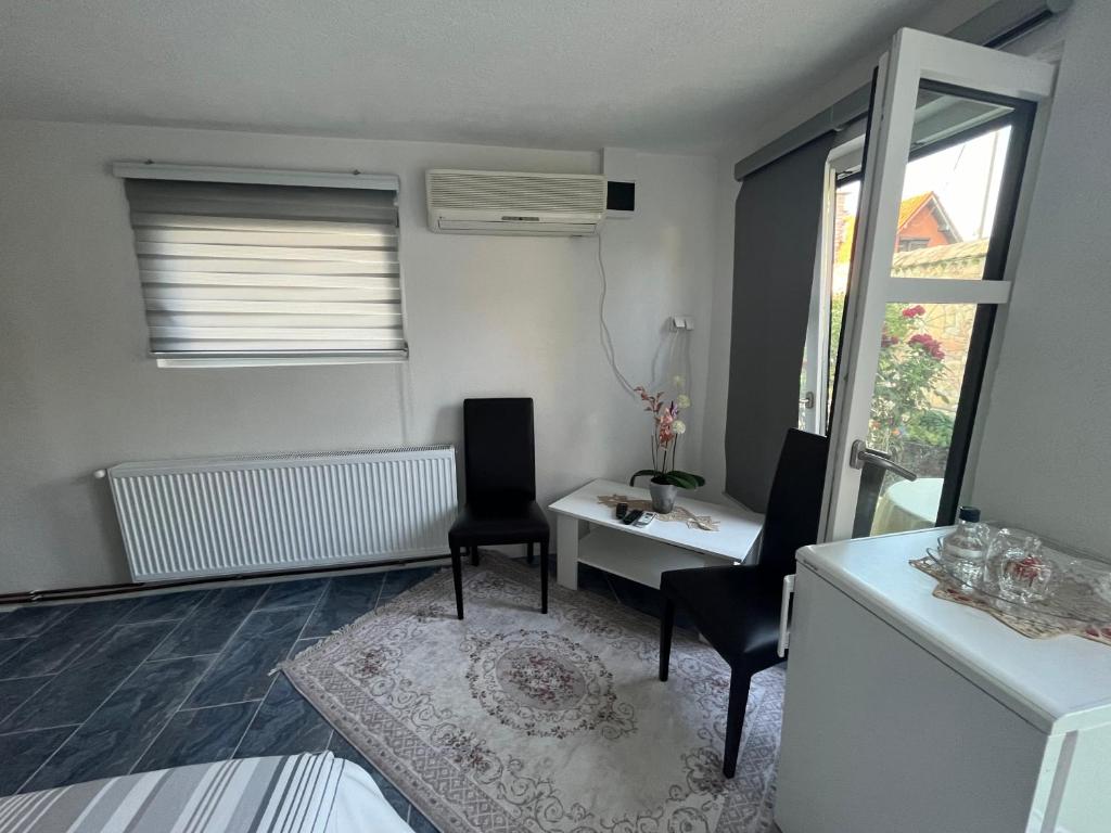 Postel nebo postele na pokoji v ubytování R&H apartmani