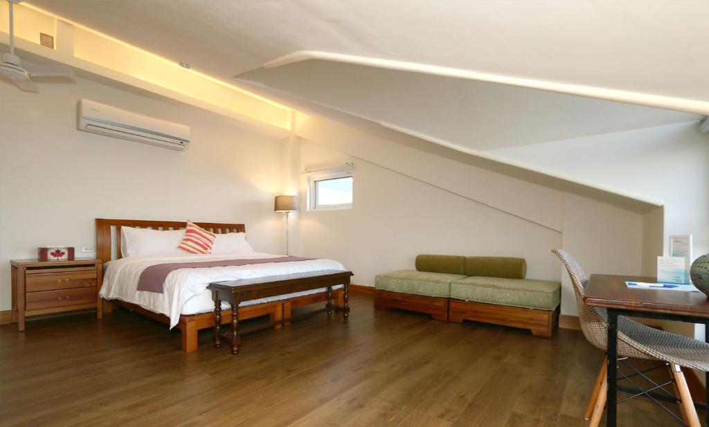 Coastline Azure B&B - Doppelzimmer Mit Balkon Und Meerblick