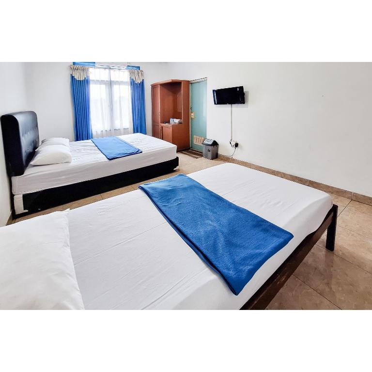 Wisma PKBI Jabar Mitra RedDoorz - Family Room