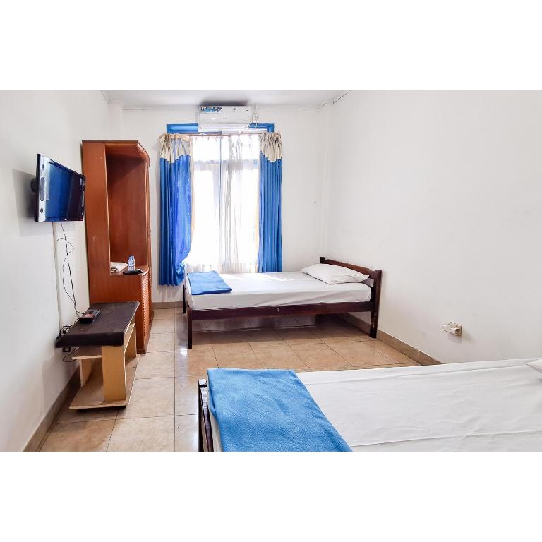 Wisma PKBI Jabar Mitra RedDoorz - Standard Twin Room