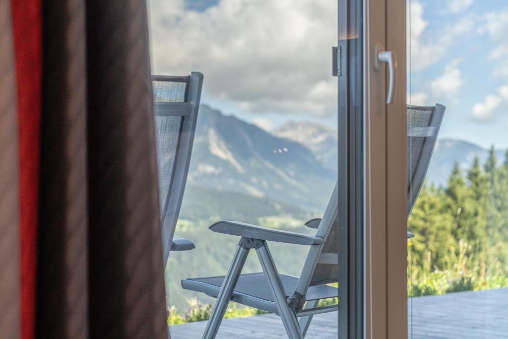 Nespecifikovaný výhled na hory nebo výhled na hory při pohledu z hotelu