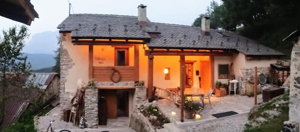 Budova, kde se the country house nachází