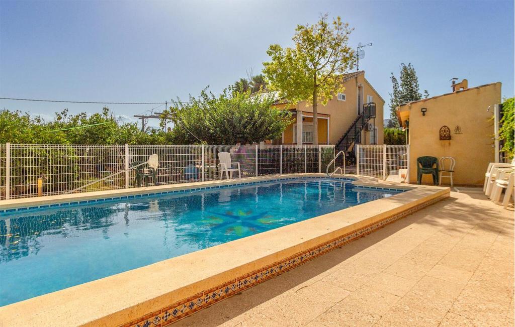 Πισίνα στο ή κοντά στο 2 Bedroom Cozy Home In Murcia