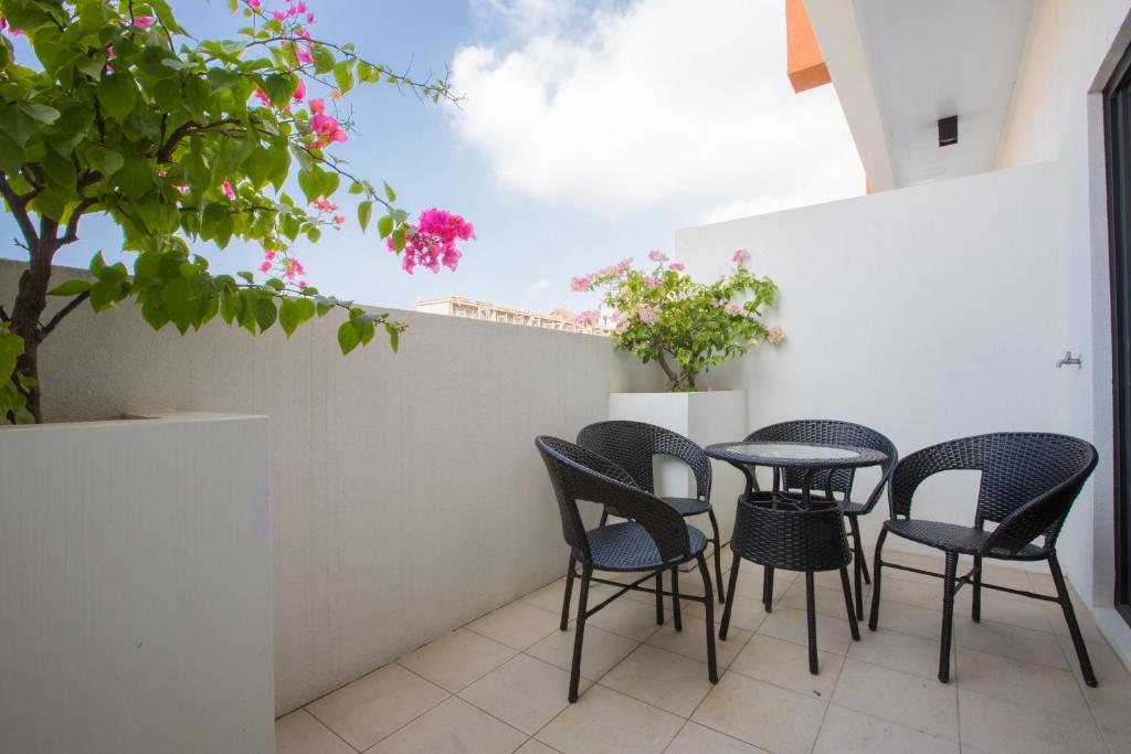 A balcony or terrace at FangLiao Hotel