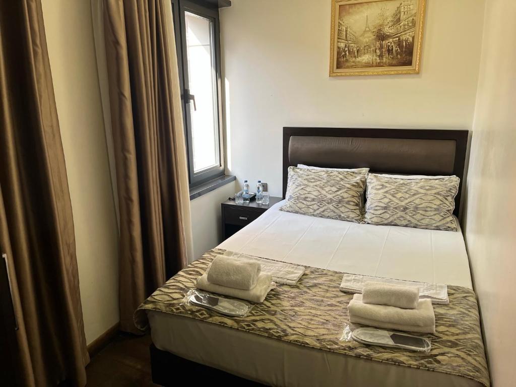 Pandora Hotel - 