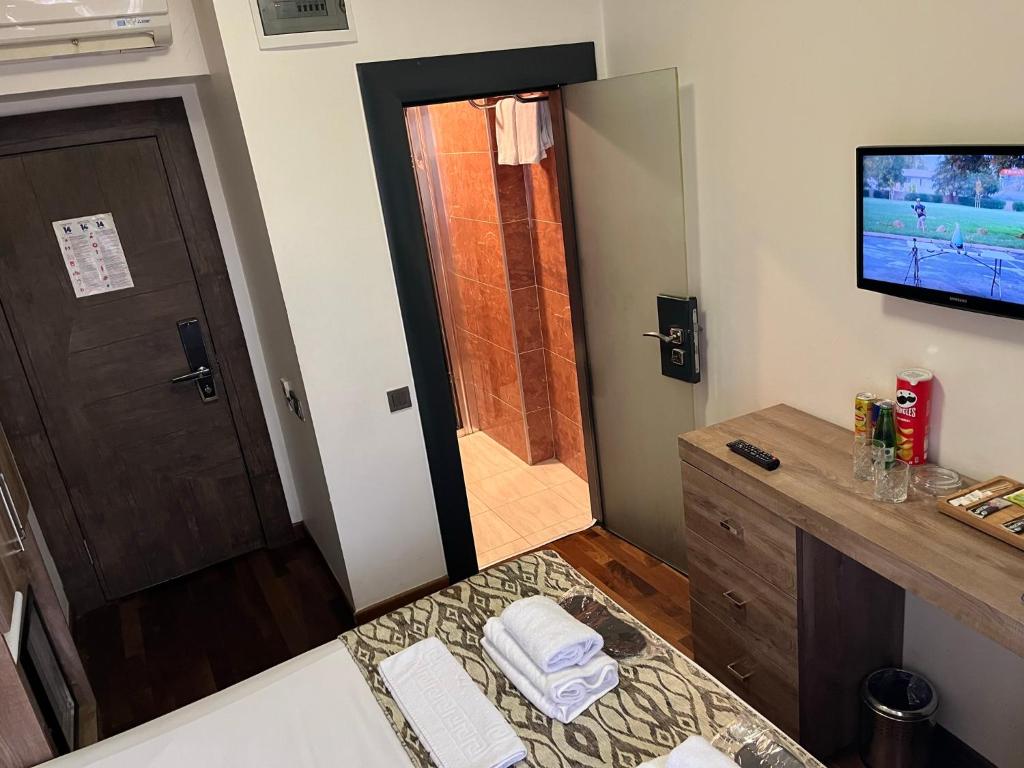 Pandora Hotel - Camera Doppia Budget