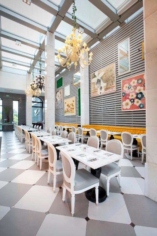 Restaurace v ubytování Dorsett Shanghai