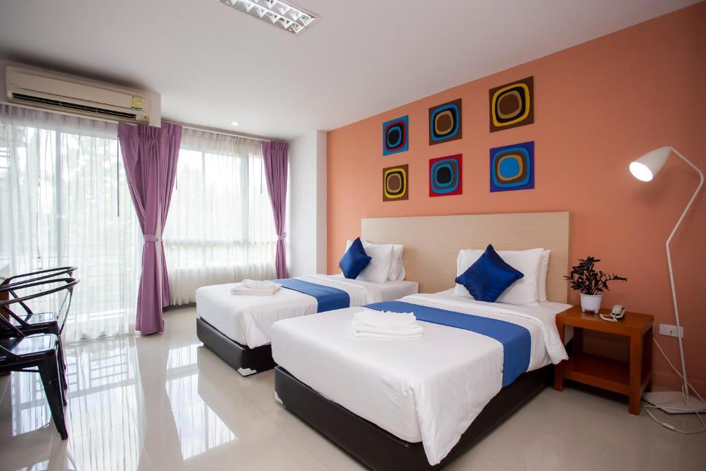 Nano Place Hotel - Deluxe Twin Room