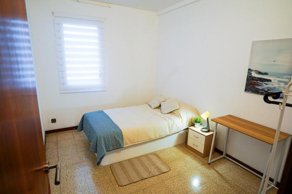اتاق در آپارتمان مشترک H1 - Habitación en Apartamento Compartido H1، اتاق در آپارتمان مشترک H1