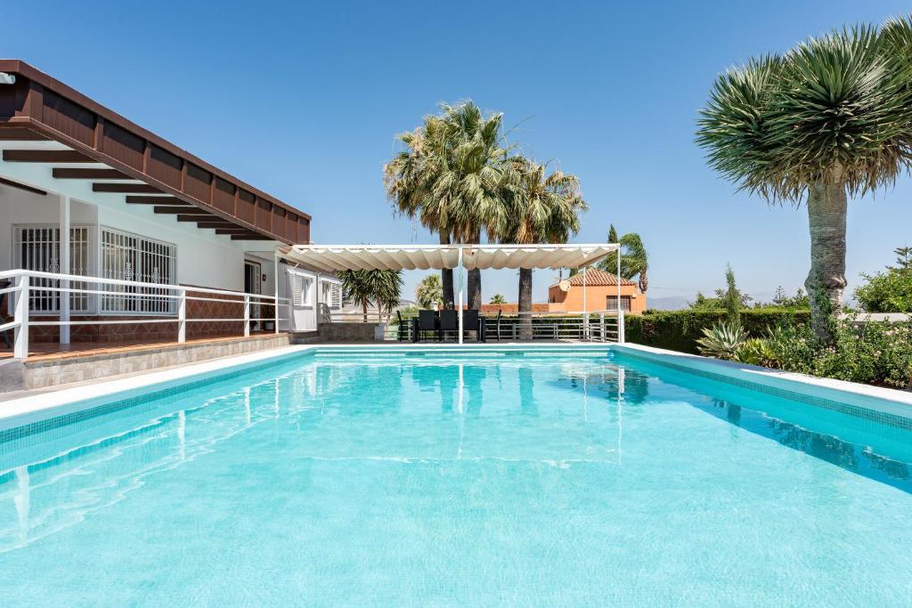 Πισίνα στο ή κοντά στο Villa Paula Los Manantiales
