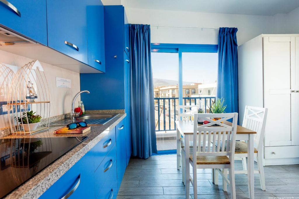 Kuchyň nebo kuchyňský kout v ubytování Riva Eco Guest House
