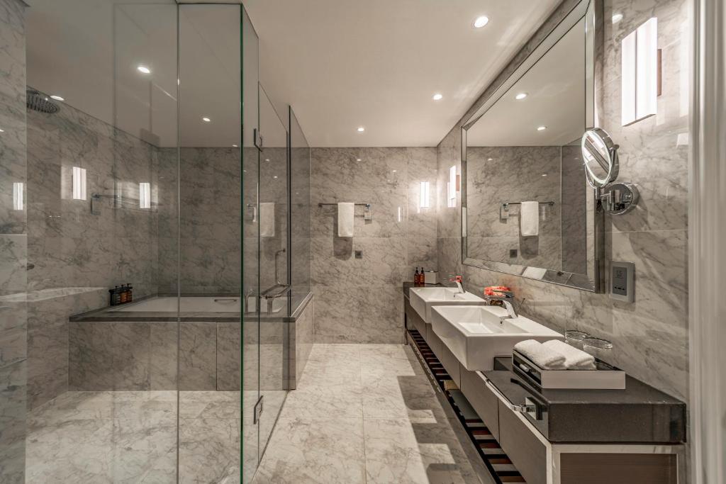Koupelna v ubytování Sherwood Suites