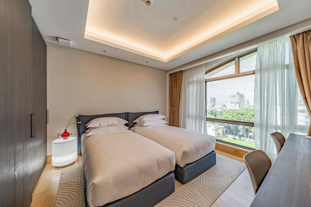 Suite Gia Đình