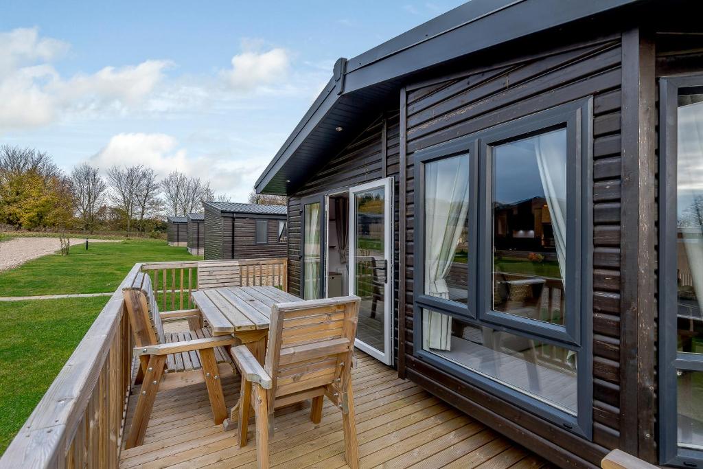 Best Western Plus Kenwick Park Hotel - Three-Bedroom Lodge With Hot Tub - Non-Smoking