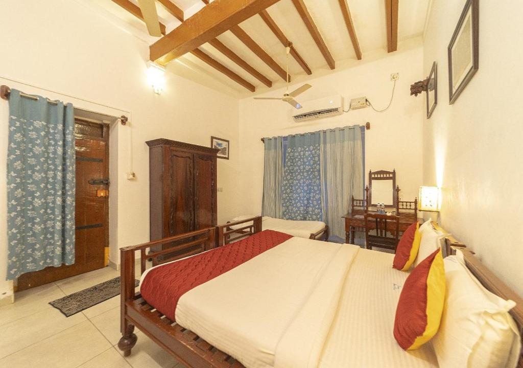 Postel nebo postele na pokoji v ubytování Dumas Guest House