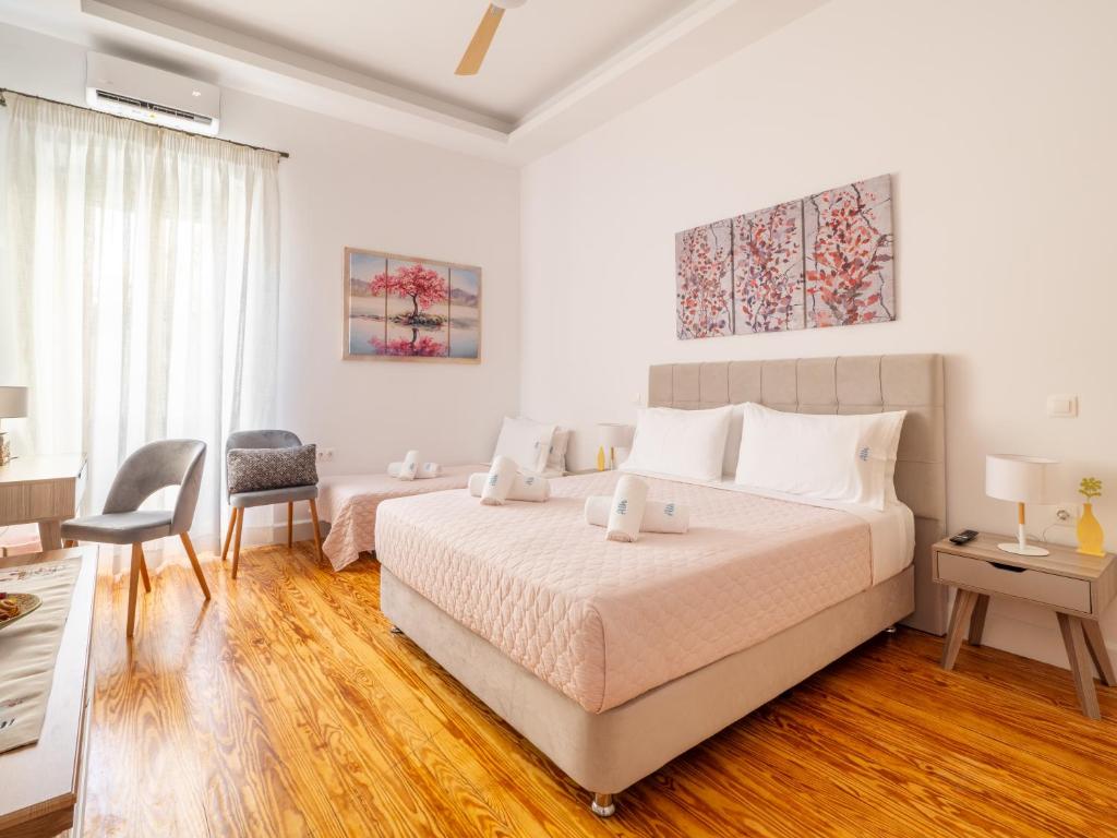 Postel nebo postele na pokoji v ubytování Alexandras Luxury Heaven