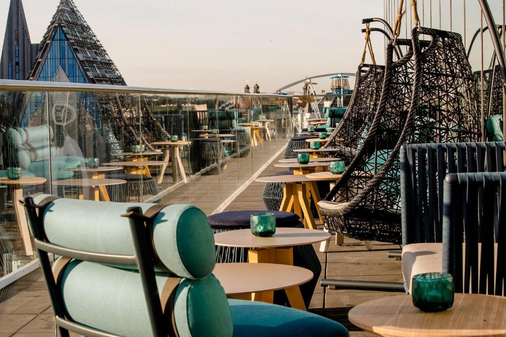 Posezení v ubytování Motel One Leipzig-Post