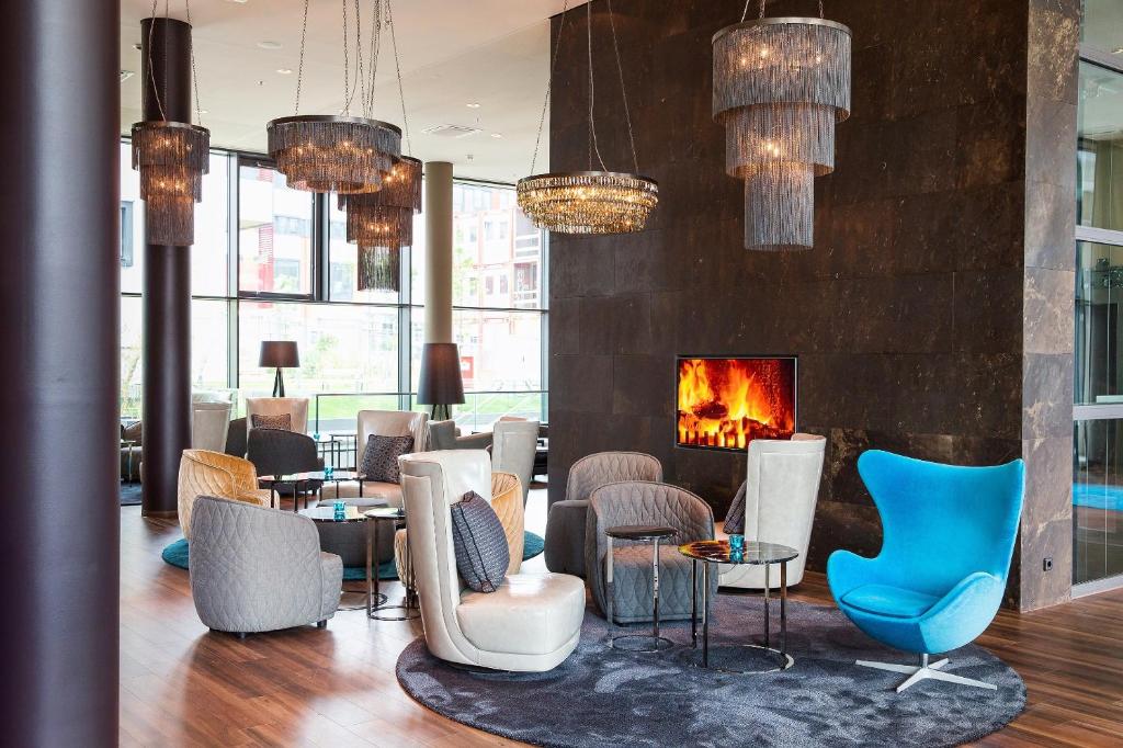 Motel One Wien-Hauptbahnhof - Resim 12