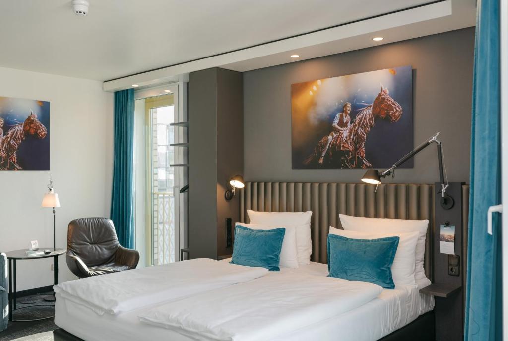 Motel One Berlin Ku'Damm - Resim 44
