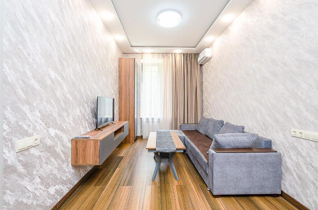 امکانات 15Newly renovated, real photos, excellent apartment in the center of the capital - تصویر ۴