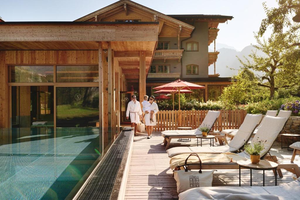 Bazén v ubytování Gut Stiluppe - 4 Sterne Superior Good Life Hotel nebo v jeho okolí
