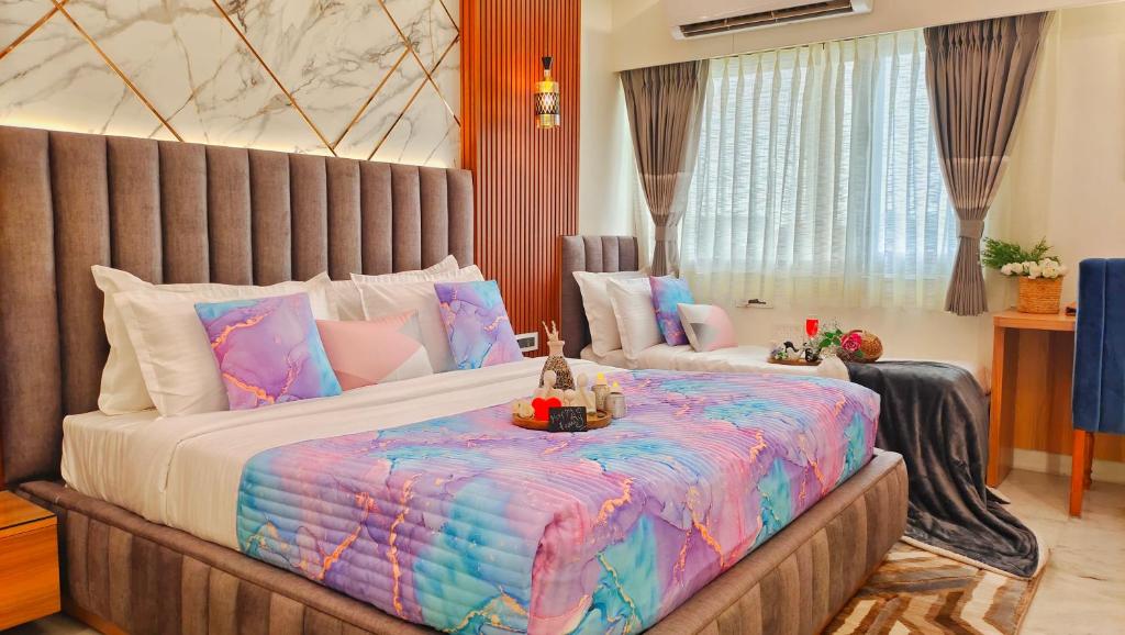 Sarang Palace - A Luxury Boutique Hotel - Premier Triple Room With Daybed