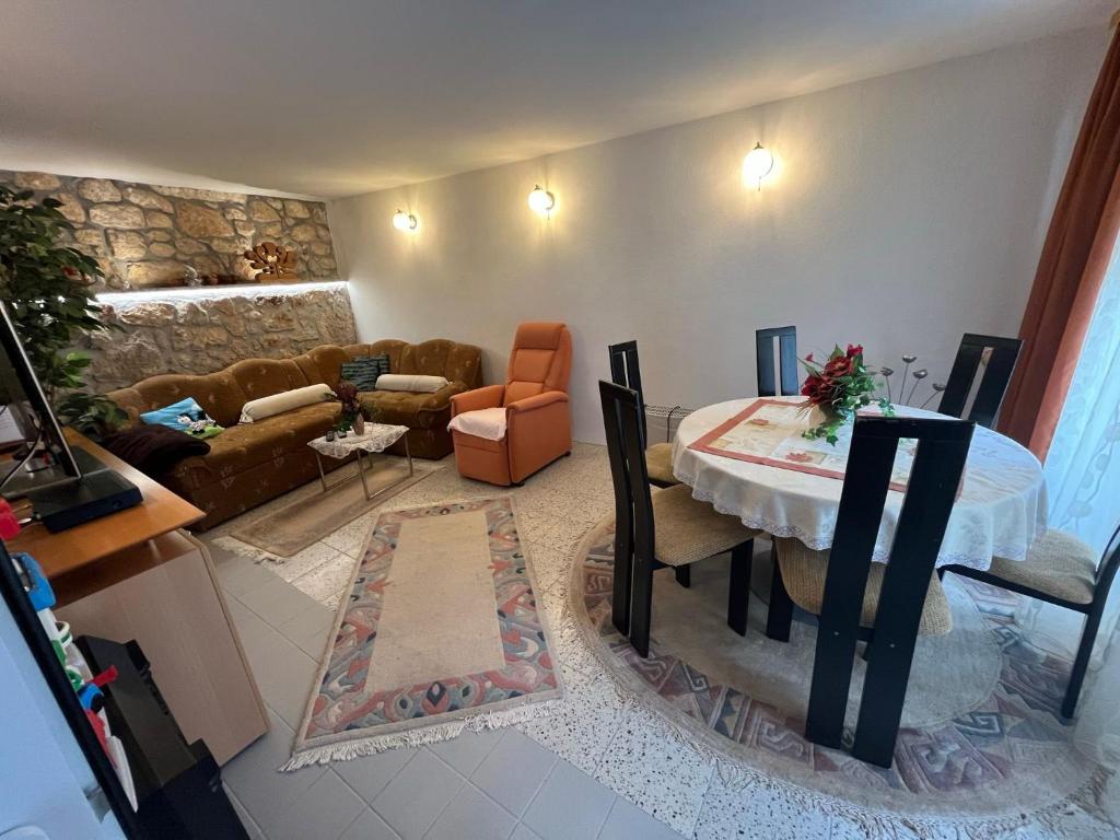 Χώρος καθιστικού στο Apartment Charme