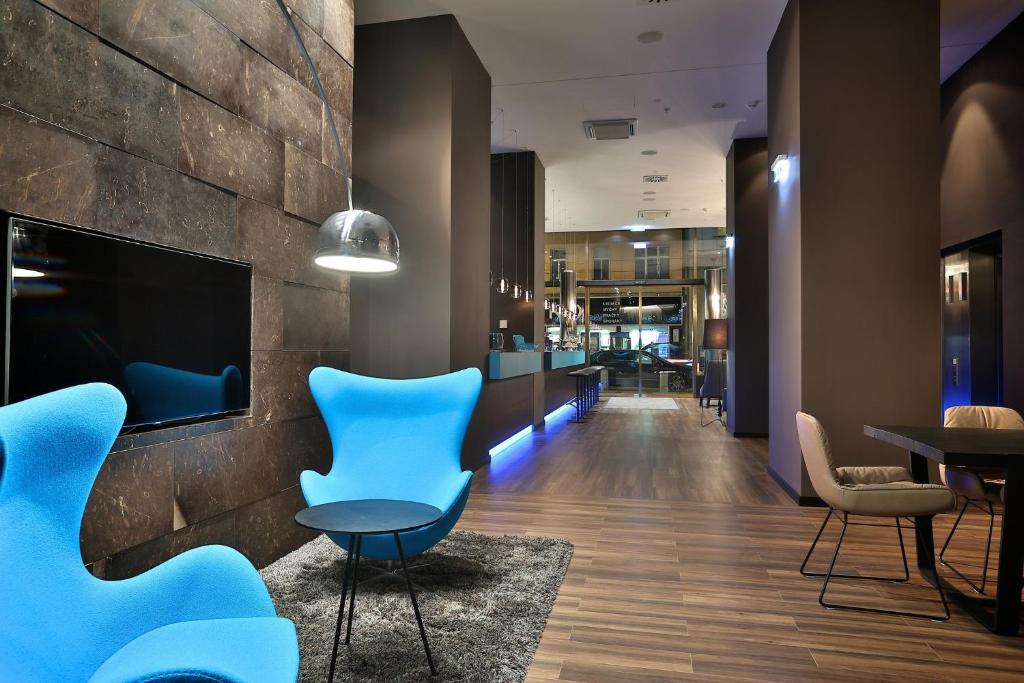 Istumisnurk majutusasutuses Motel One Prague-Florentinum
