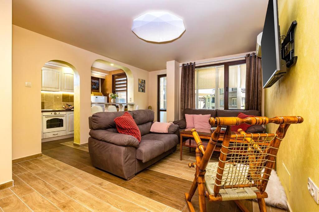 Central Park Apartment Dragan Tsankov