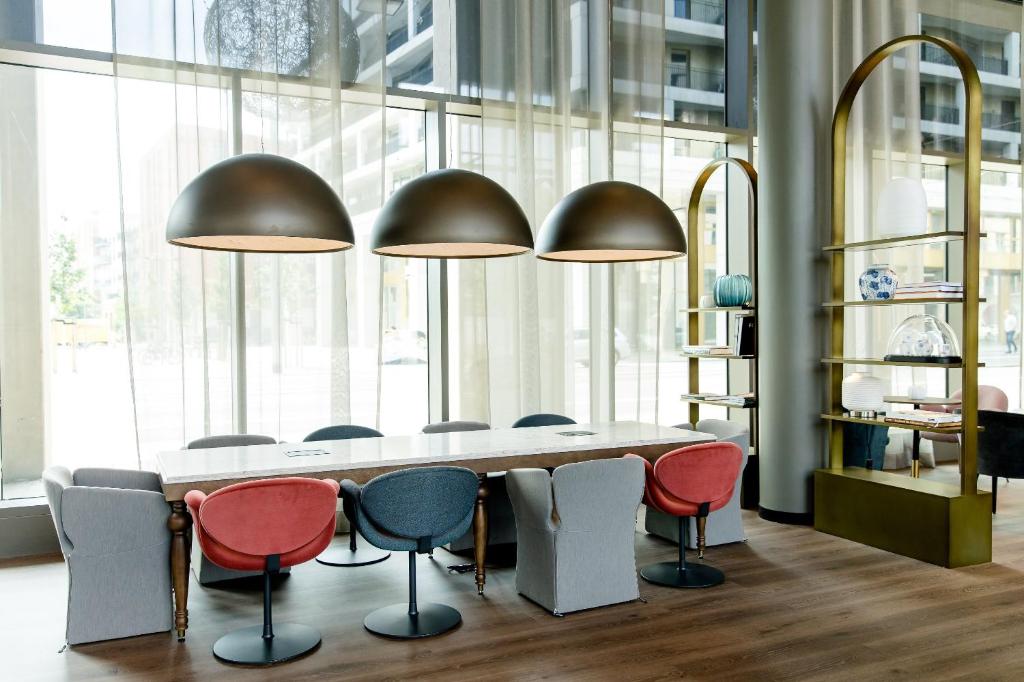 Posezení v ubytování Motel One Dresden am Zwinger