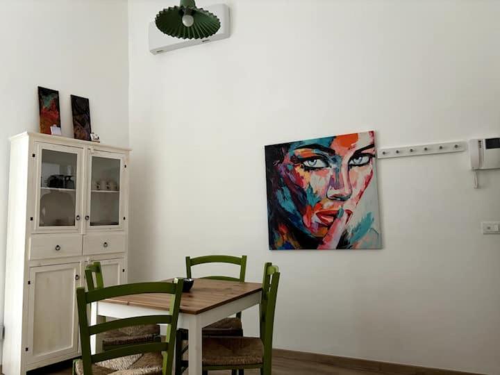 Kuchnia lub aneks kuchenny w obiekcie ROUTE 64 MONOPOLI - EAST - Historic Center