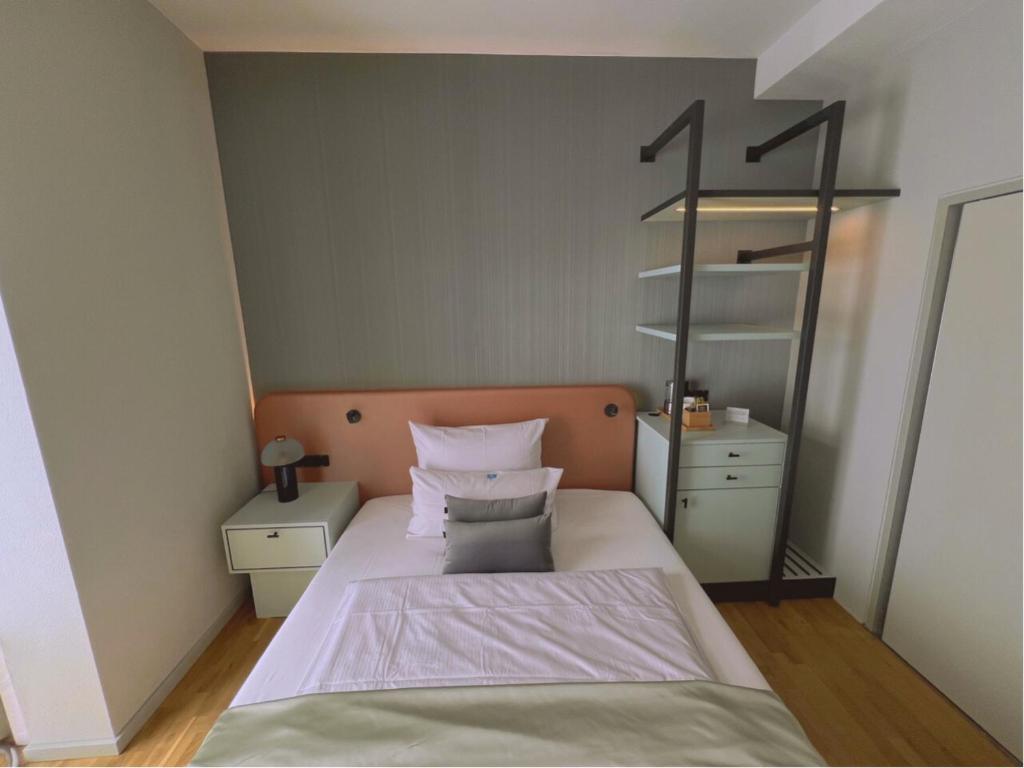 Lint Hotel Köln - Resim 13