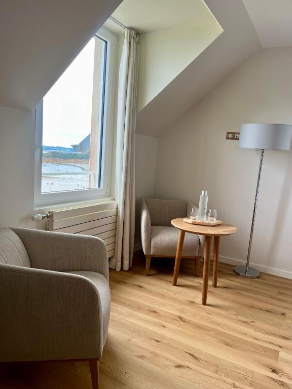 Posezení v ubytování Logis Hôtel de Carantec