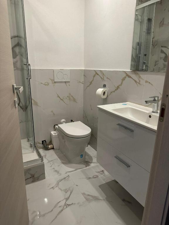 Koupelna v ubytování Redamare Suites