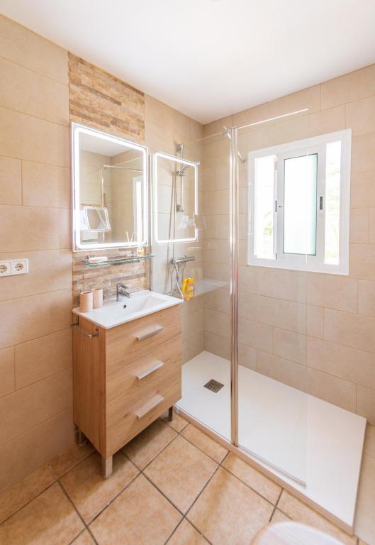 Guesthouse Villa Altea - Double Room With Balcony And Sea View