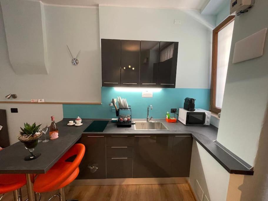 Kuchyň nebo kuchyňský kout v ubytování Perugia Home Apartment I Mille