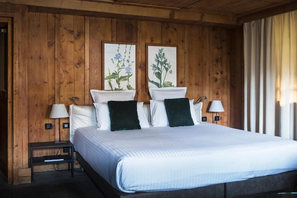 Chambre Double ou Lits Jumeaux Prestige avec Cheminée - La Ferme