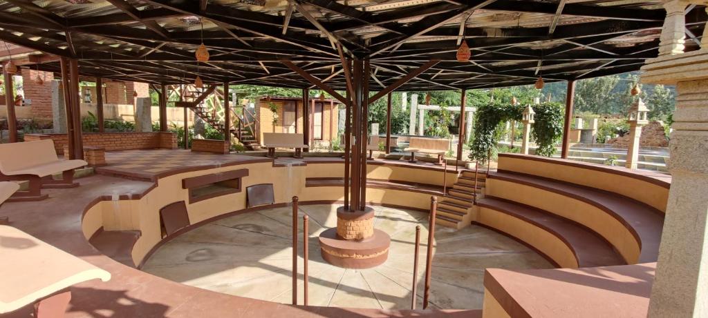 Restaurace v ubytování Satya Anantham Eco Retreat - Mystic Hotels