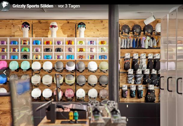 a store with a bunch of hats on display at Hotel Tyrolerhof in Sölden