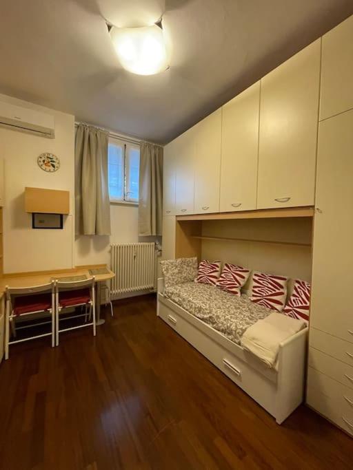 Ένα ή περισσότερα κρεβάτια σε δωμάτιο στο trebbia tavrvs real estate