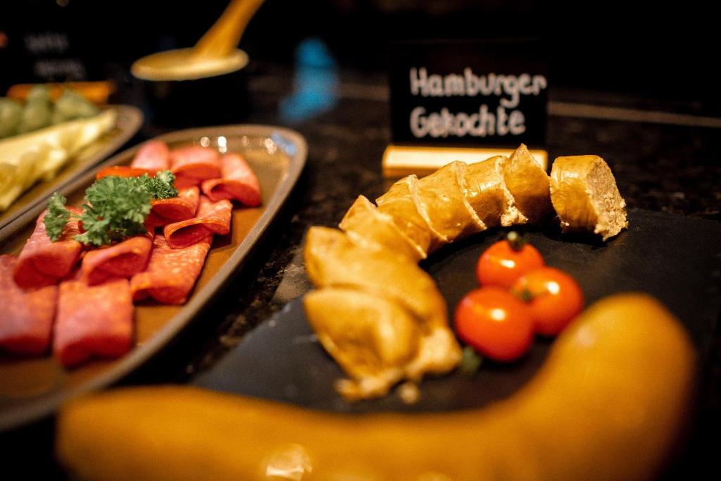 ホテルの敷地内または近くでの食事または食べ物