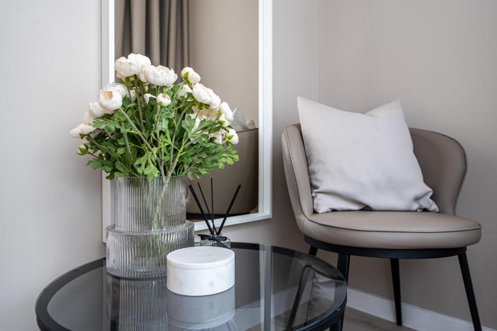 Karoly Boutique Suites, Best Location by BQA - Resim 25